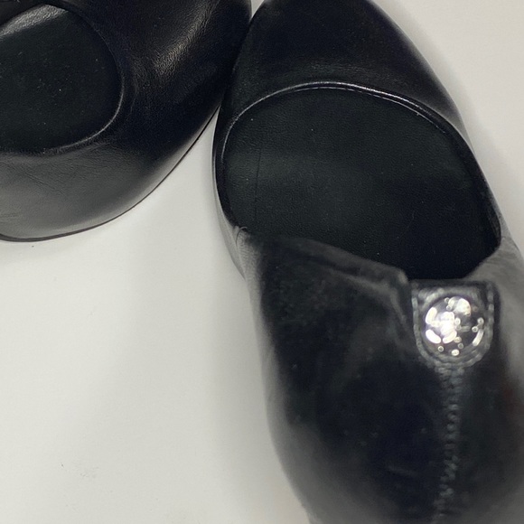 Guess block heels🎄 - Picture 4 of 6